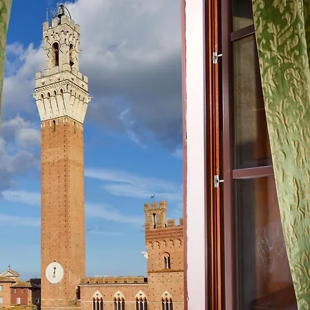 Piazza Del Campo Honeymoon